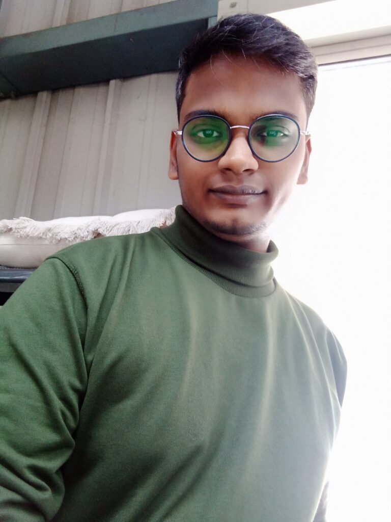 Sabarres T, founder of Zabu Kids, textile engineer from Karur, Tamil Nadu